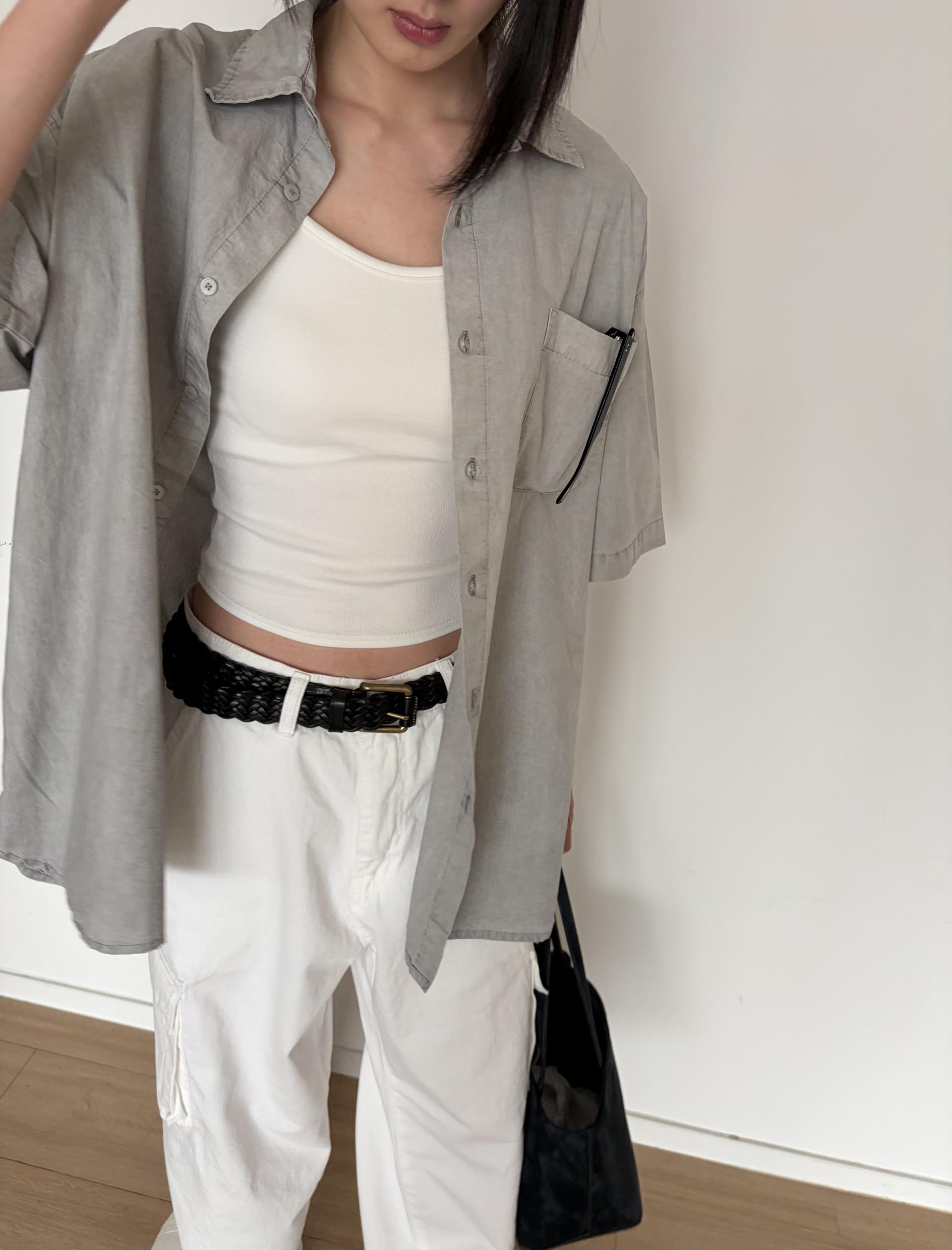 Faded wash half shirt