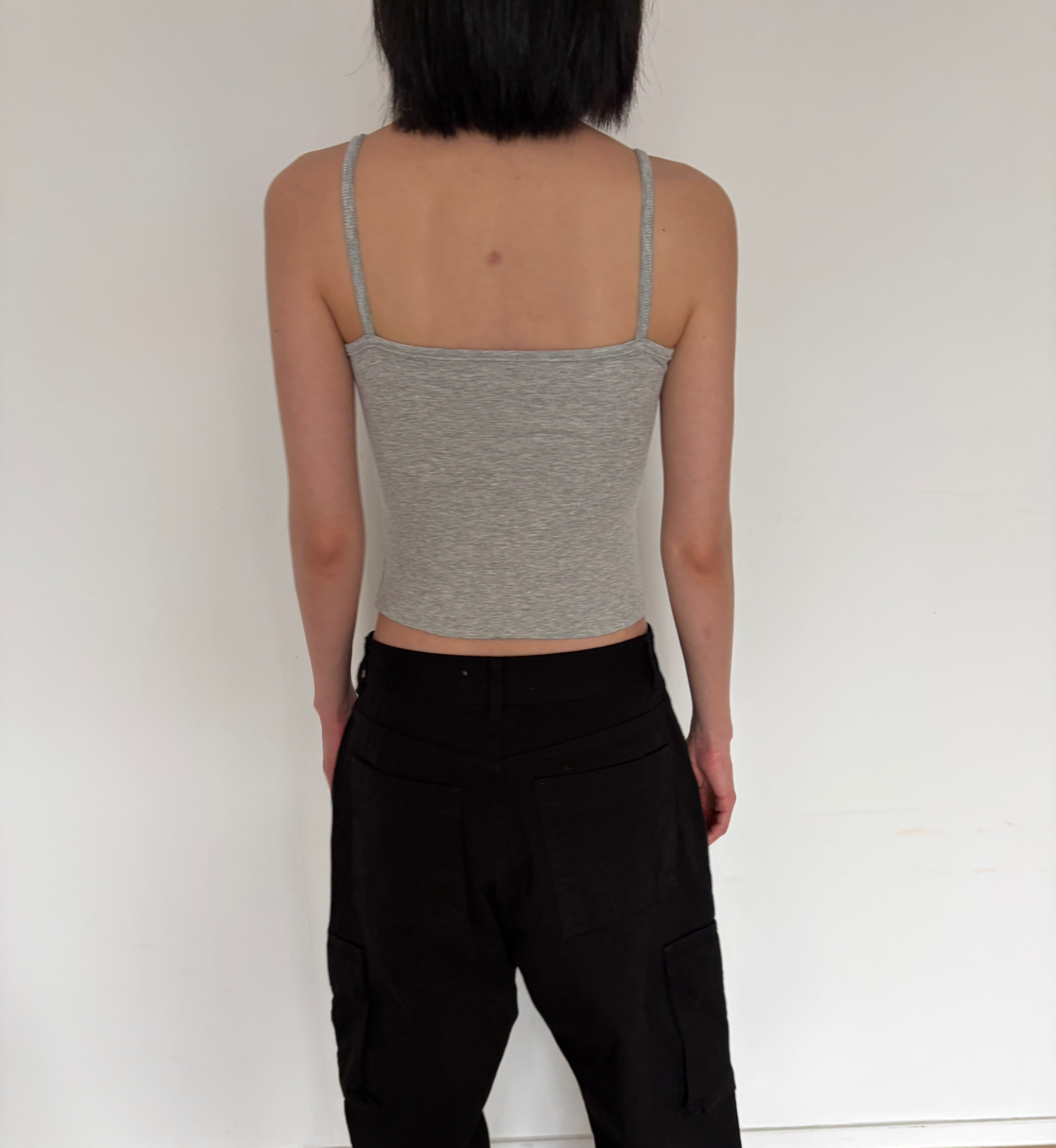 Essential cap sleeveless