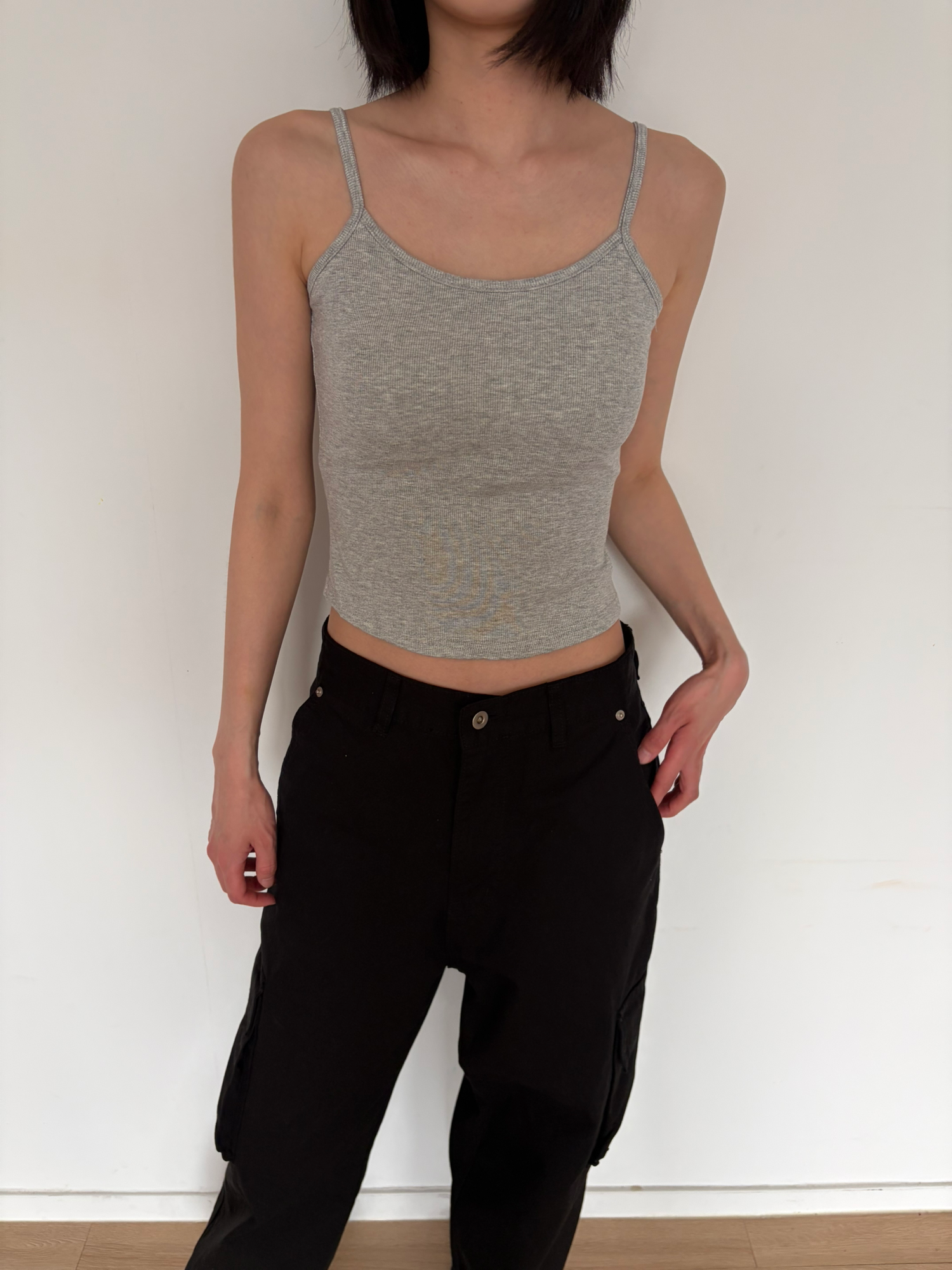 Essential cap sleeveless