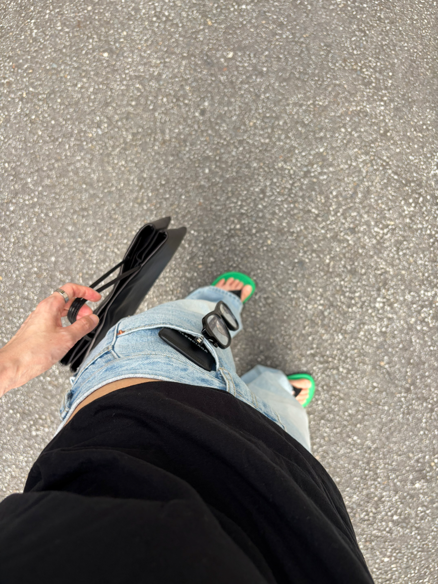 Leather strap flip flops