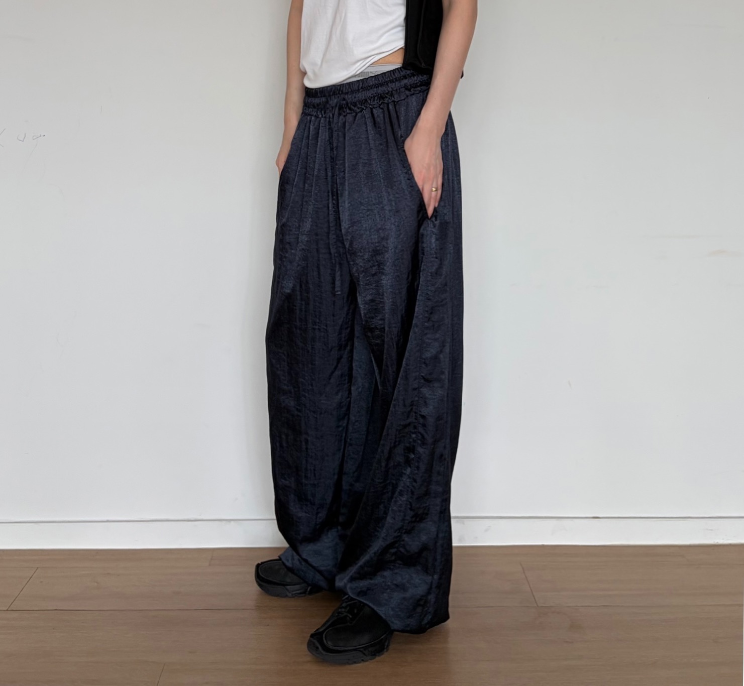 Satin flow pants