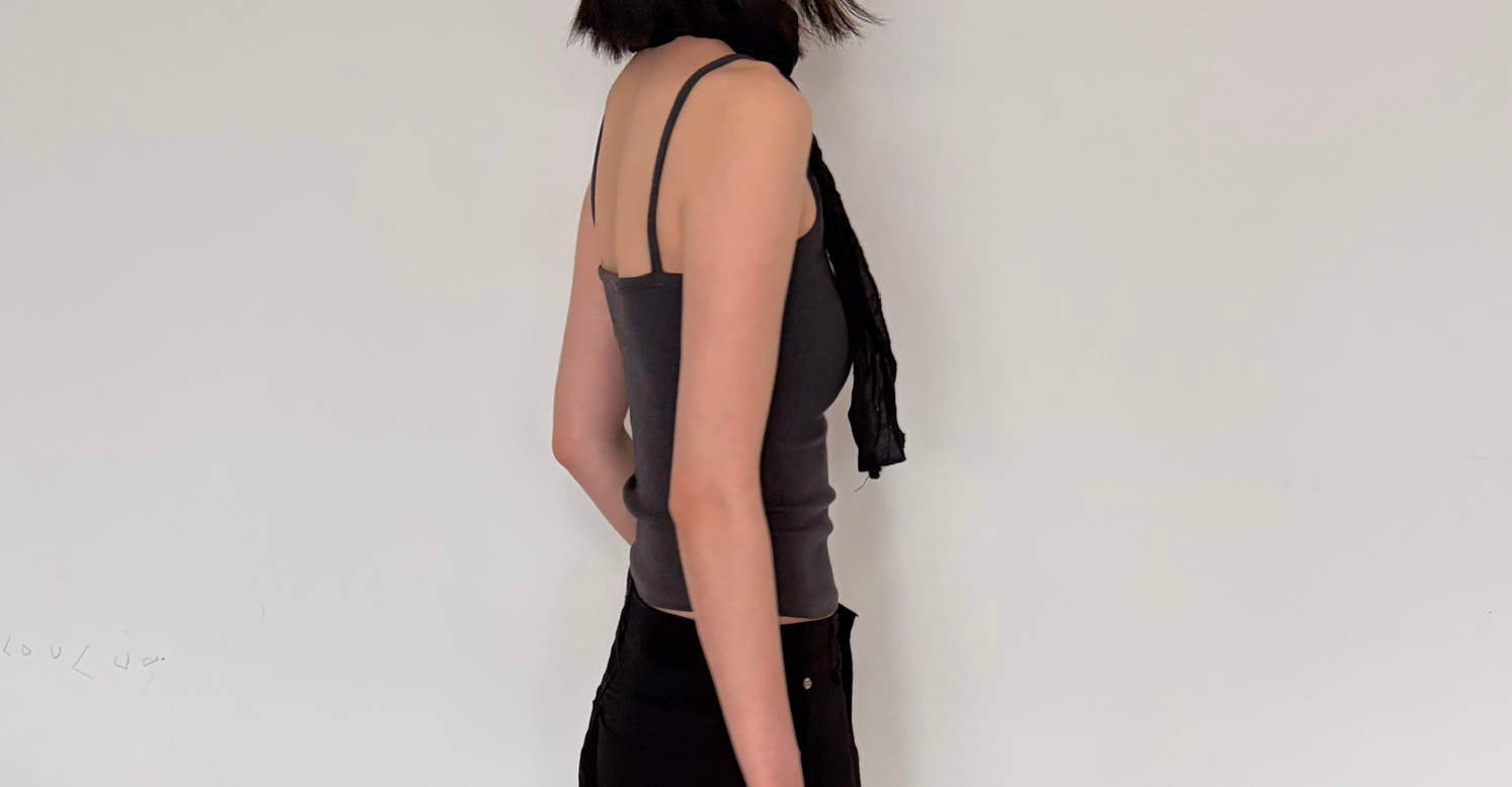 Essential cap sleeveless