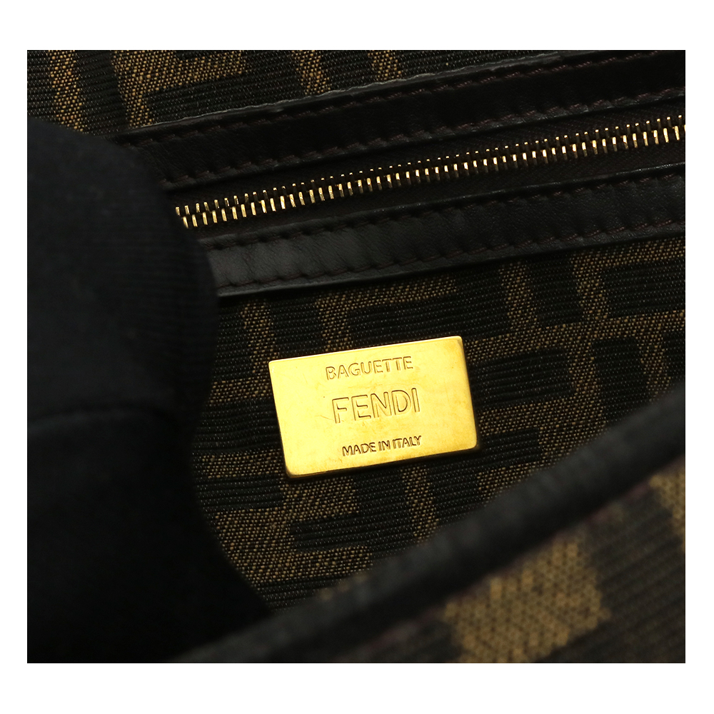 FENDI 펜디 자카드 바게트백