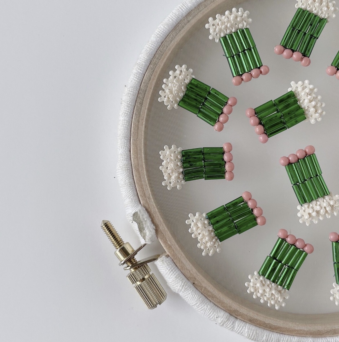 <🇯🇵> “Bouquet” lucky green earrings