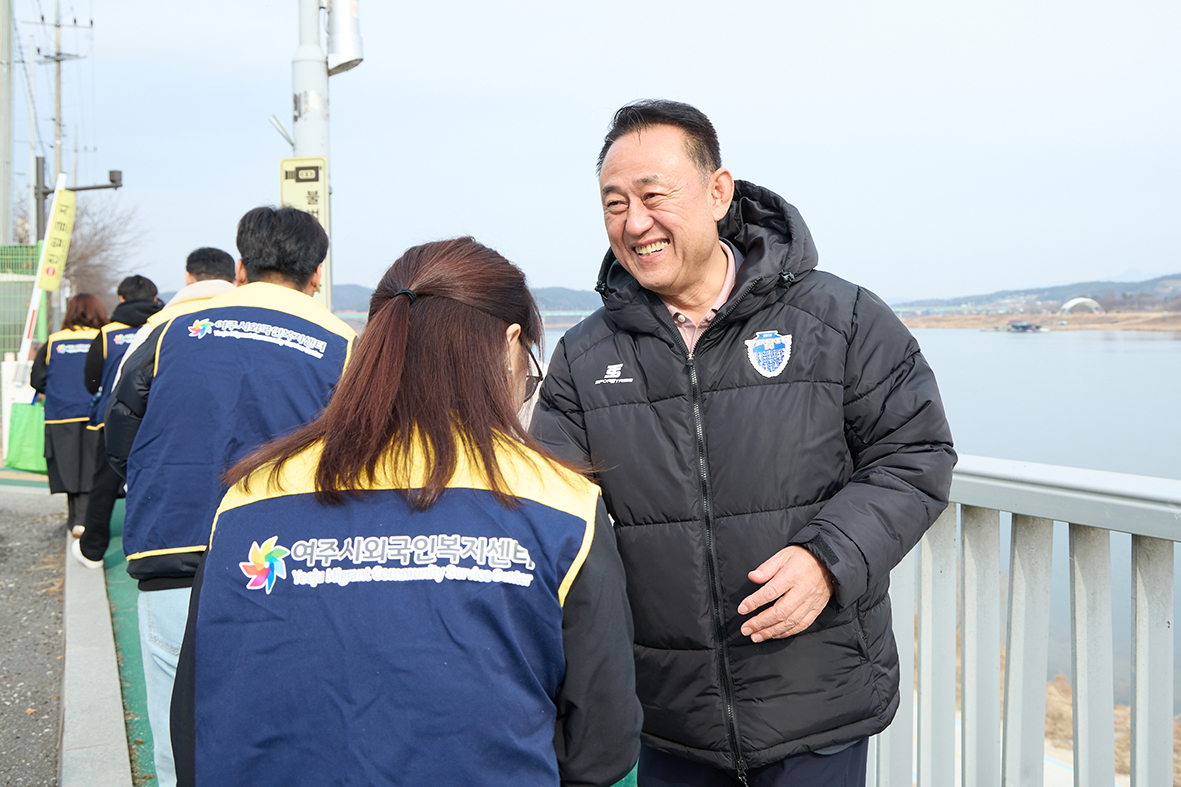 9ecee6d839935.jpg