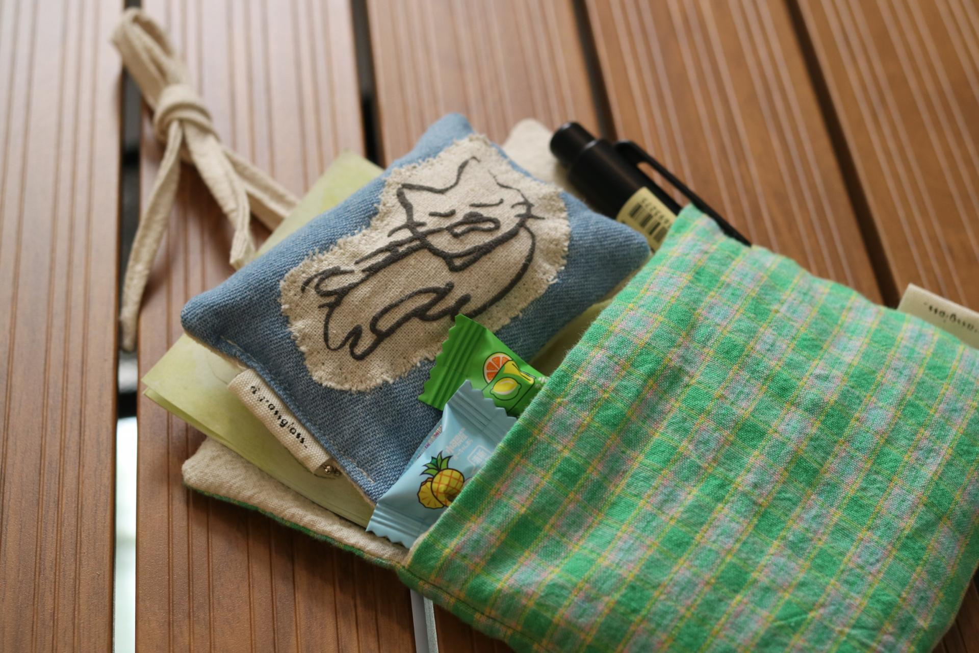 [5/15 10pm open] pillow cat organizer | 베개는내꺼야옹 오거나이저 (3-way)