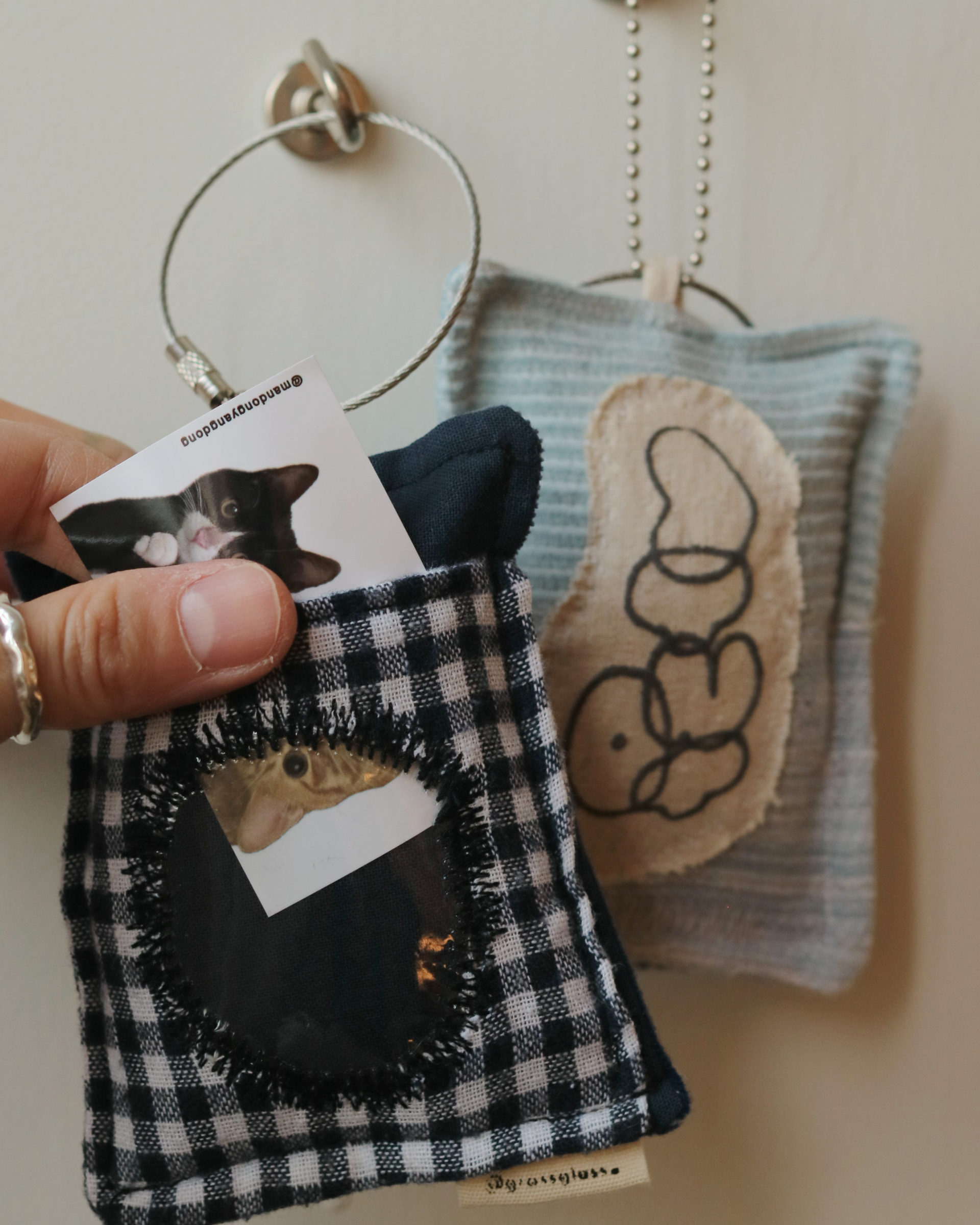 love frame keycharm | 사랑쿠션 액자 키링 3rd drop