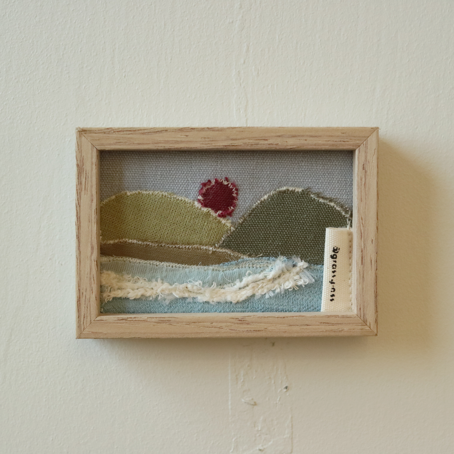 [7/15 10pm open] A View from Afar | 멀리서 바라본 풍경 액자