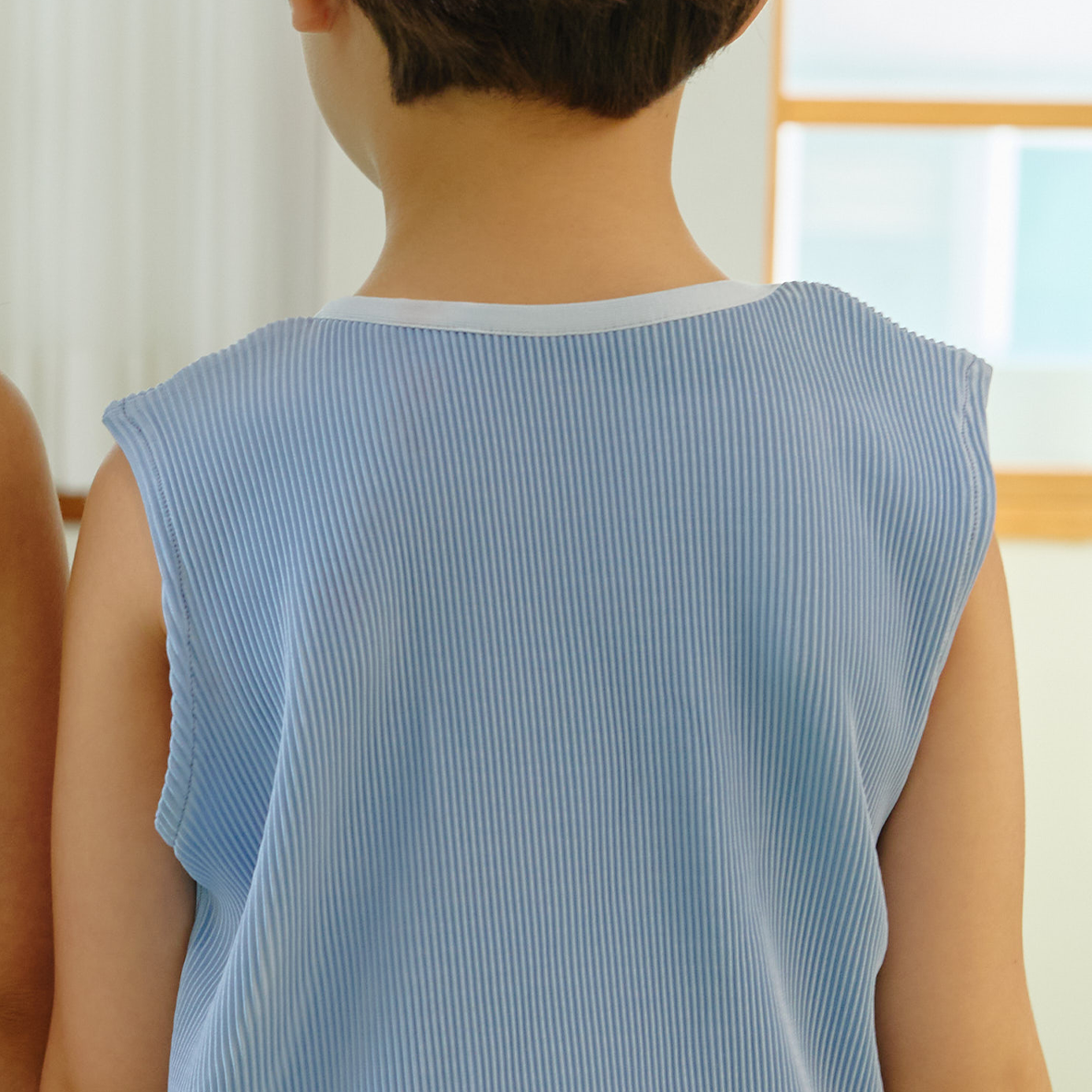 [6월 22일 배송 예정] DODO BASIC Summer Sugar Breeze Pleats Shirt (Baby Blue)