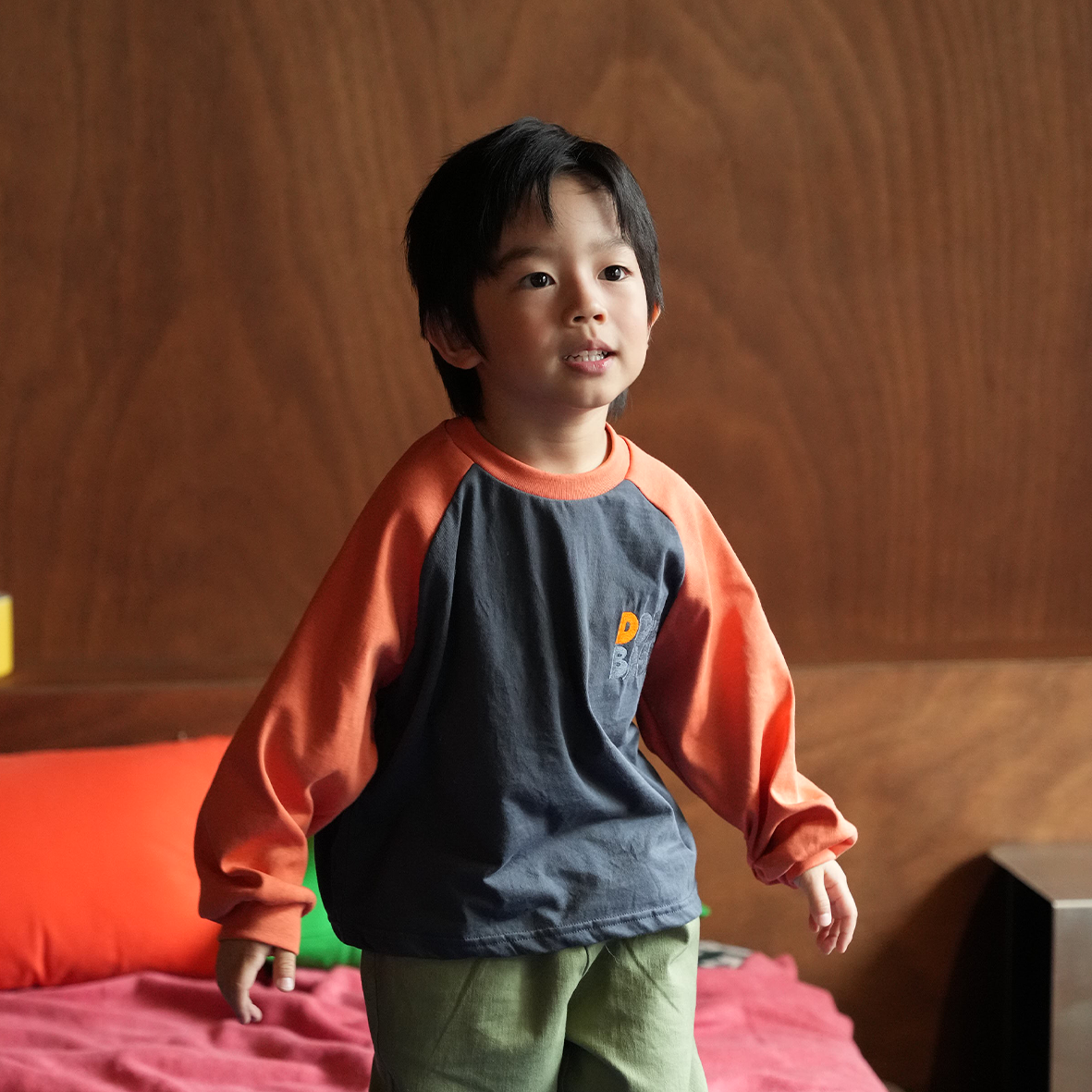 DODO BASIC Reglan T-Shirt ( Charcoal / Orange )