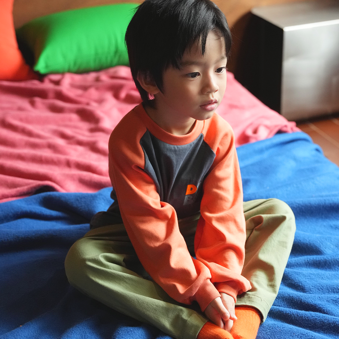 DODO BASIC Reglan T-Shirt ( Charcoal / Orange )