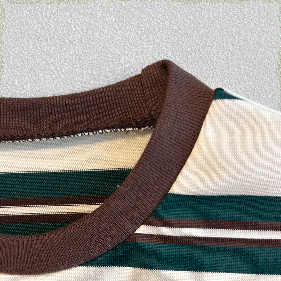 DODO BASIC Oversized Stripe T-Shirt ( Dark Green / Brown / Ivory )