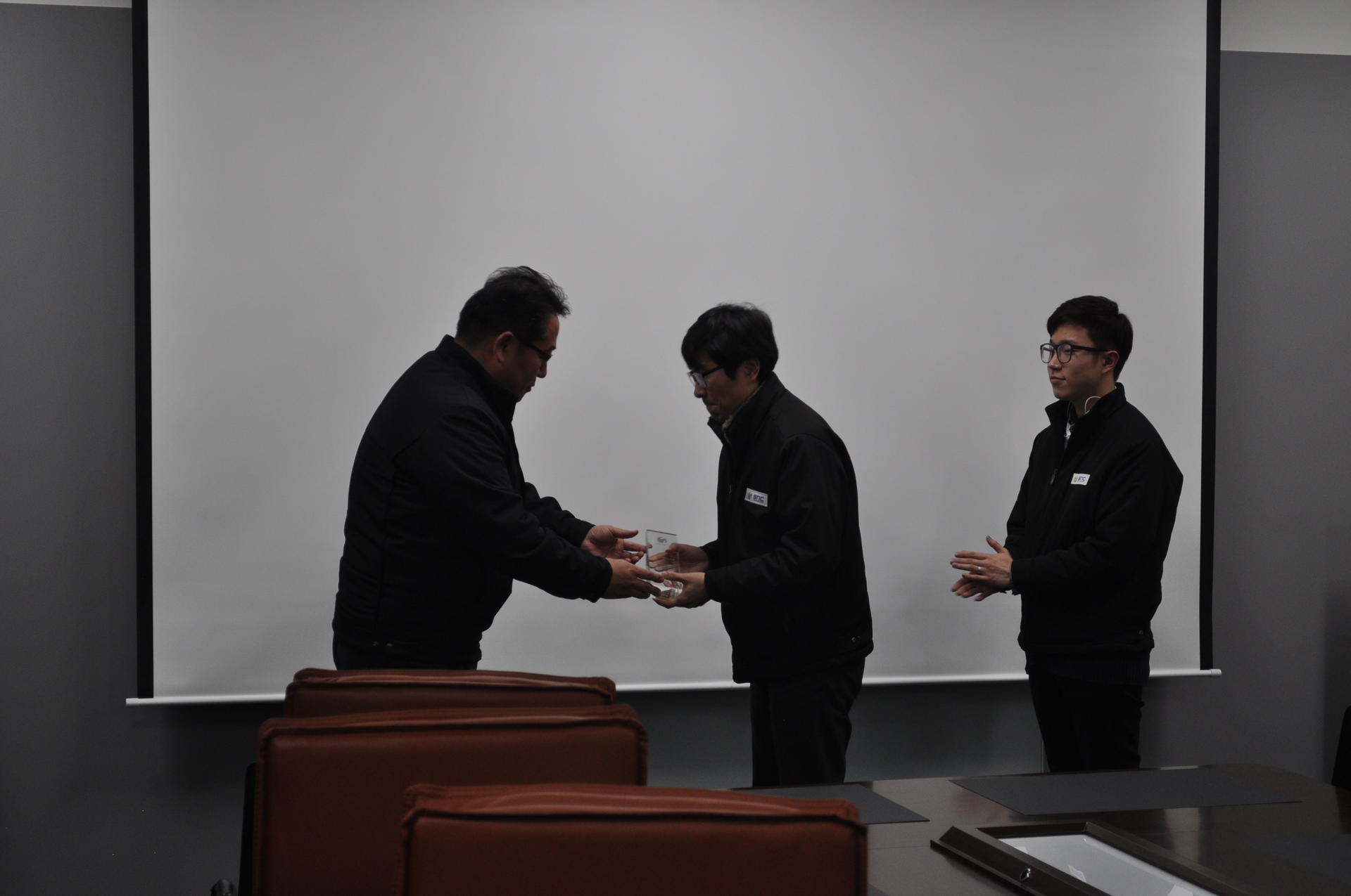 4a4ebcf808215.jpg