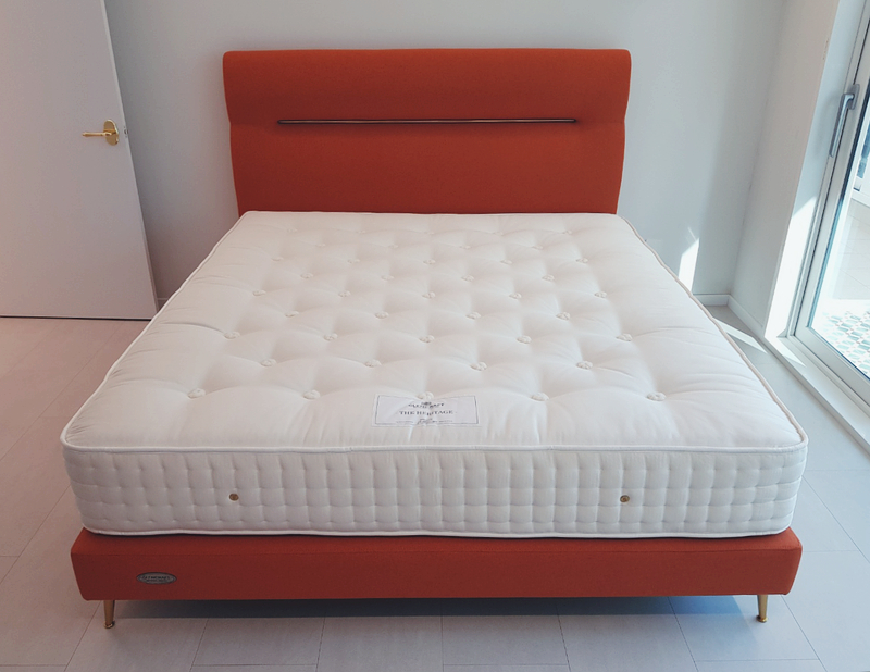 d679267e953bb.jpg