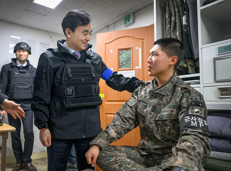 313abcb96323d.jpg