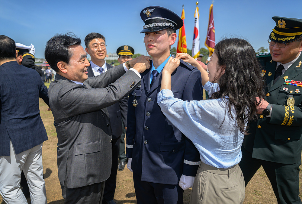 754ccf140190f.jpg