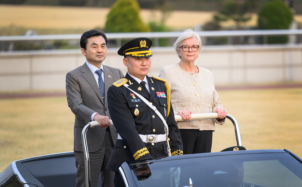 bd006eacaa66a.jpg
