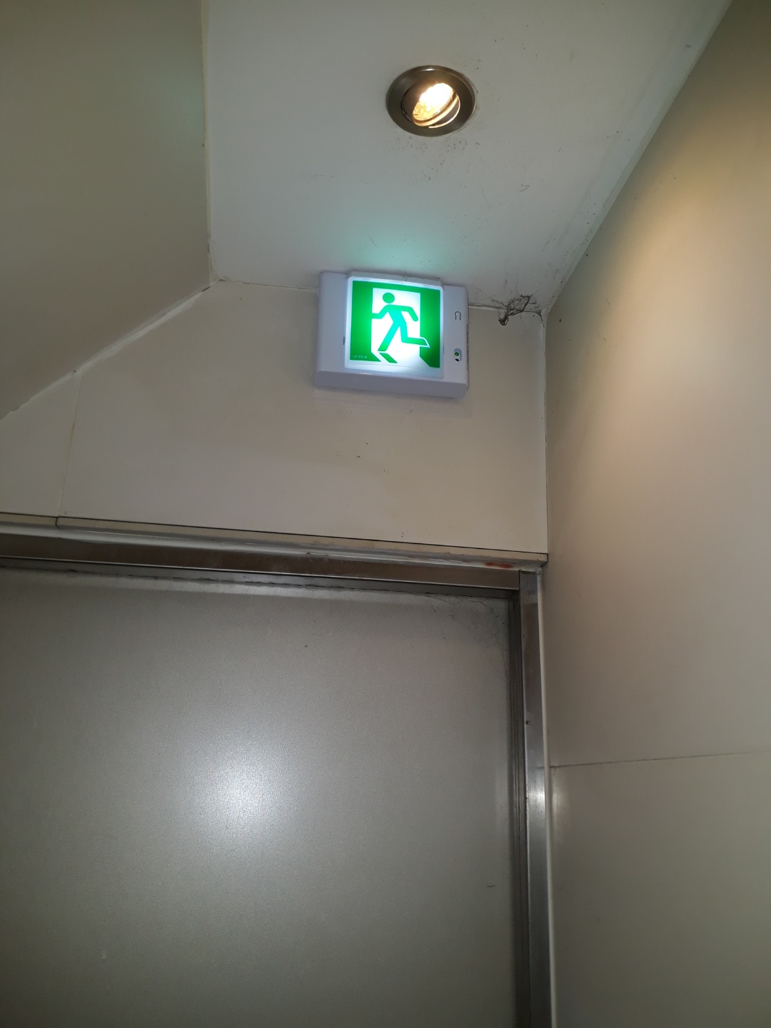 157017a4f1e20.jpg