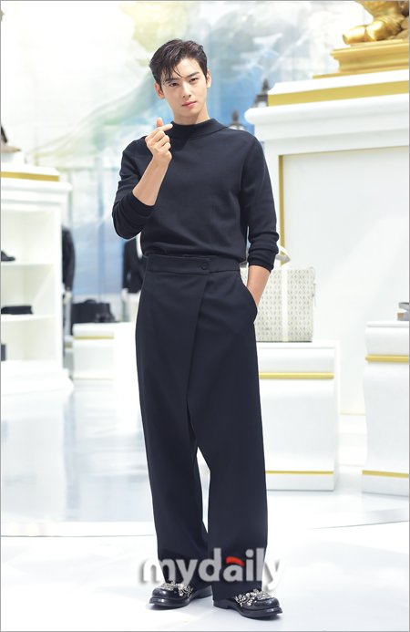 Cha Eun woo at Dior Men 2022 Winter Collection