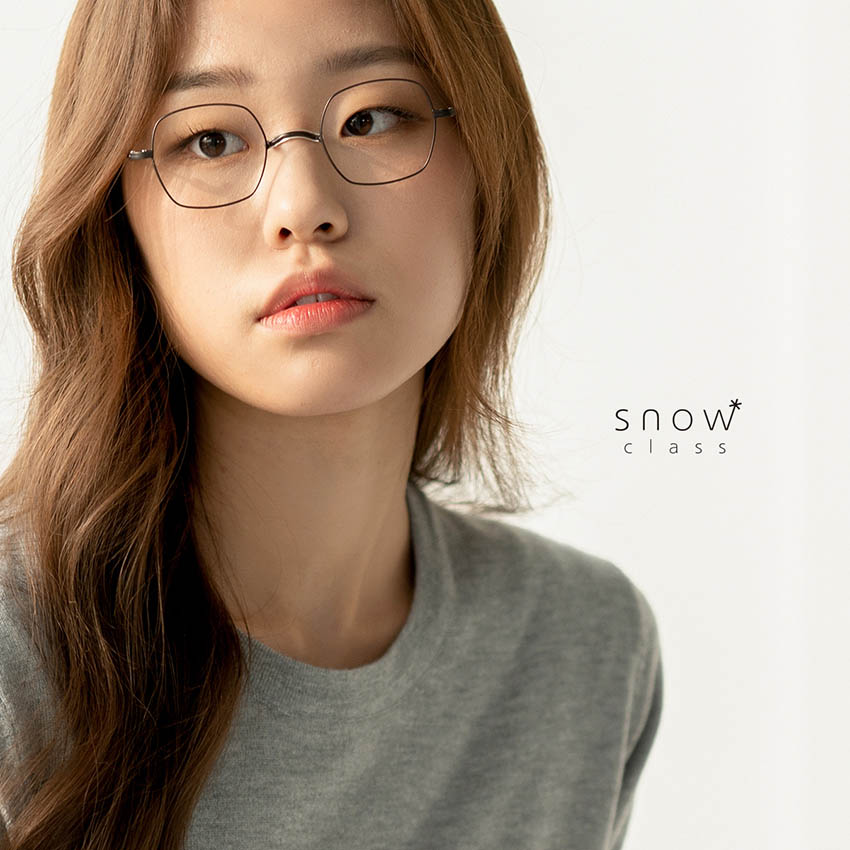 김종필안경 스노우클래스 ST001 모델 착용사진1 