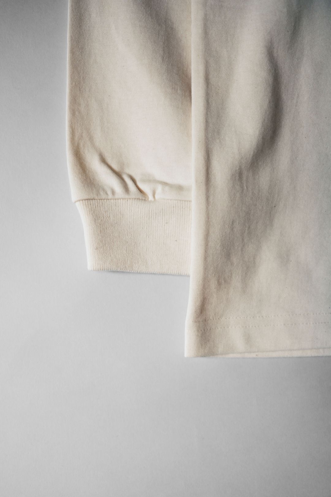 白(백) Heavy Cotton LS - Bear