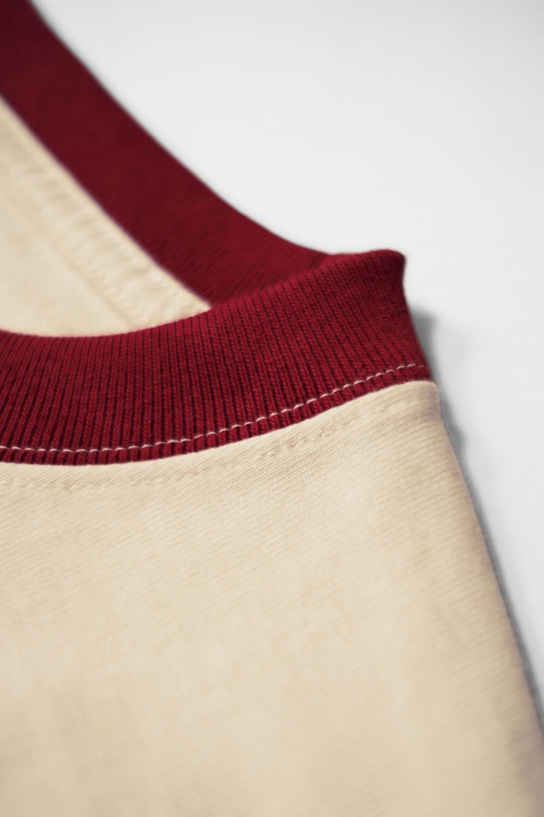 白(백) Heavy Cotton LS - PESCE 'Red