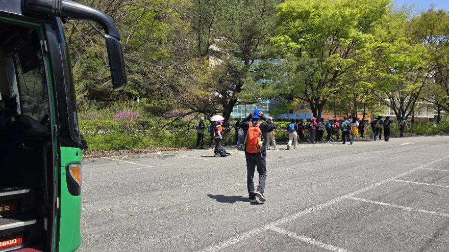 b05c7e3544f48.jpg