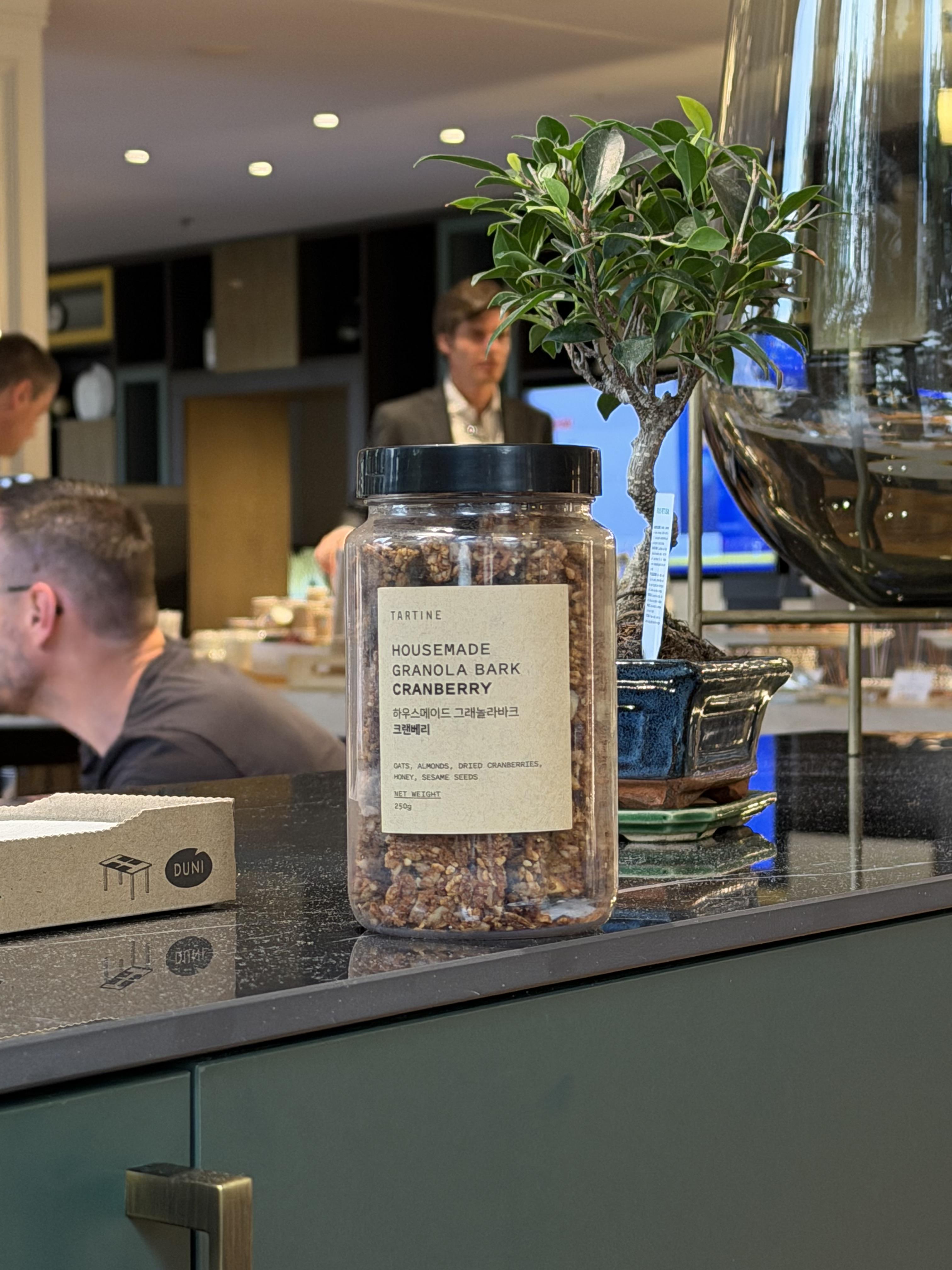 Tartine Granola & Bark