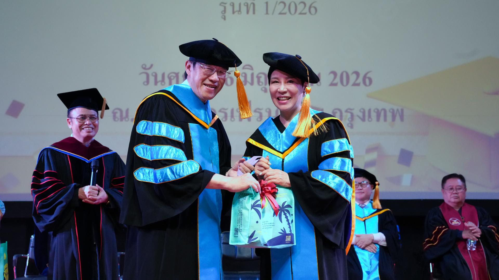 798fb89002443.jpg