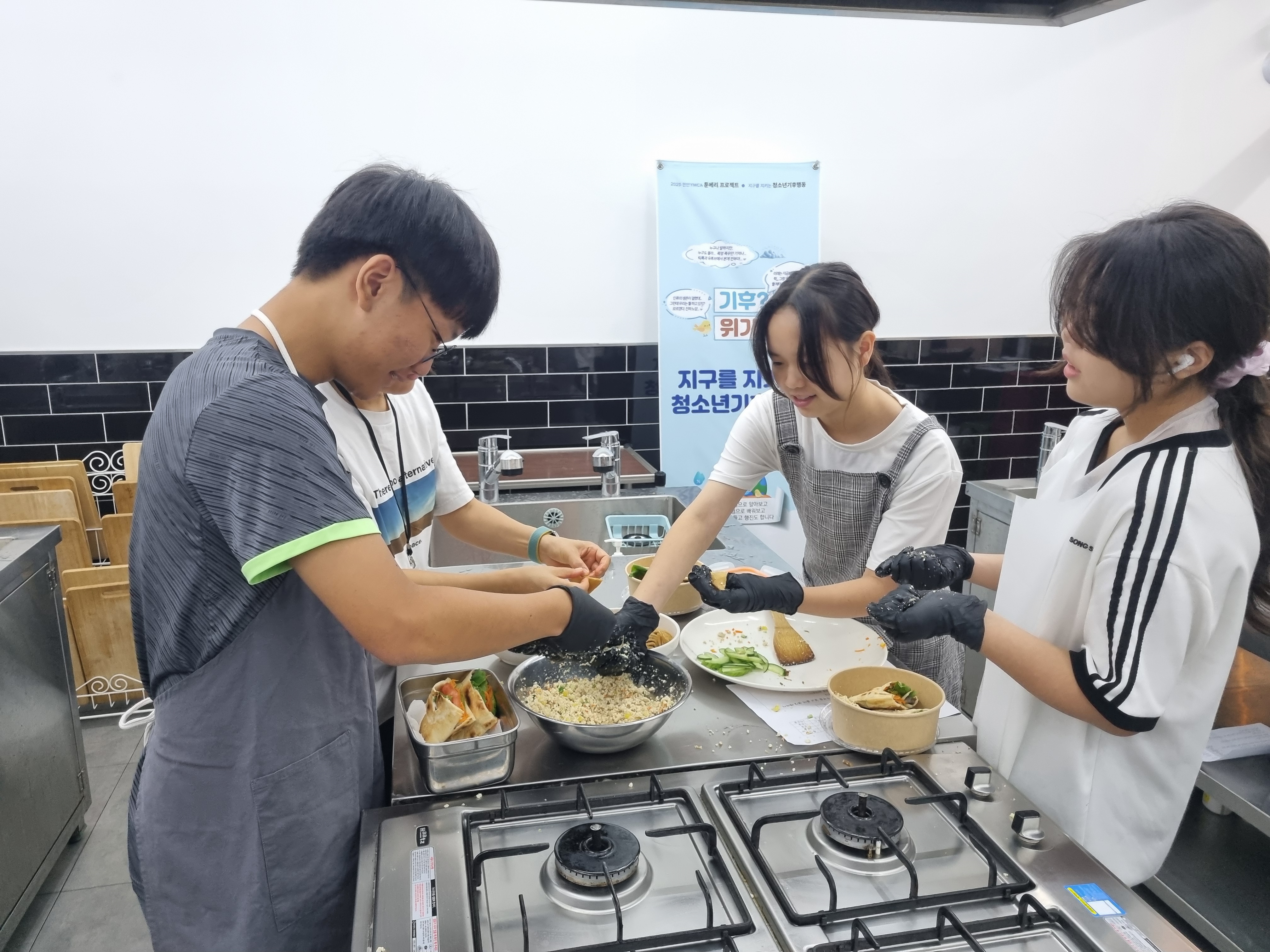 e84a8df1122a0.jpg