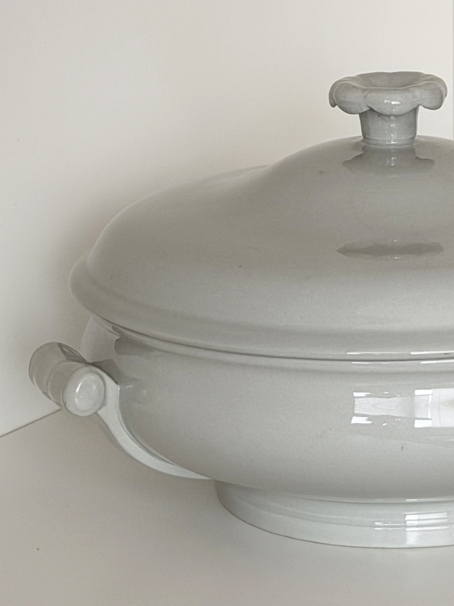 Vintage Wedgwood Windsor Grey Large Serving Bowl with Lid