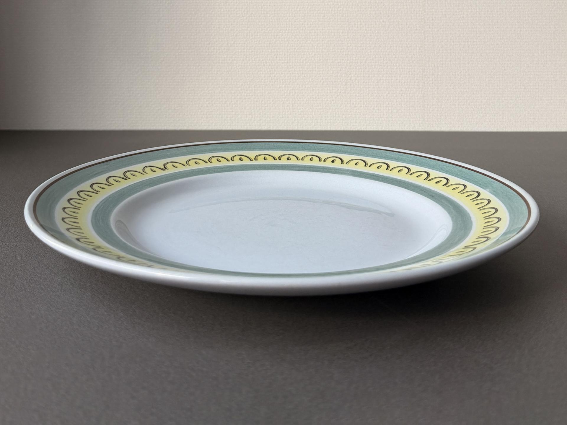 Vintage Arabia Finland Crown Band Dinner Plate