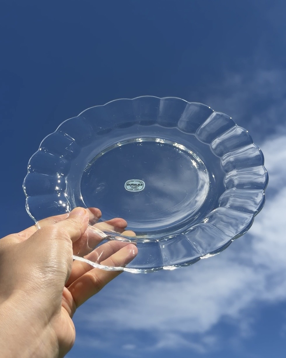 Vintage Duralex Daisy Shaped Glass Plate (200mm)