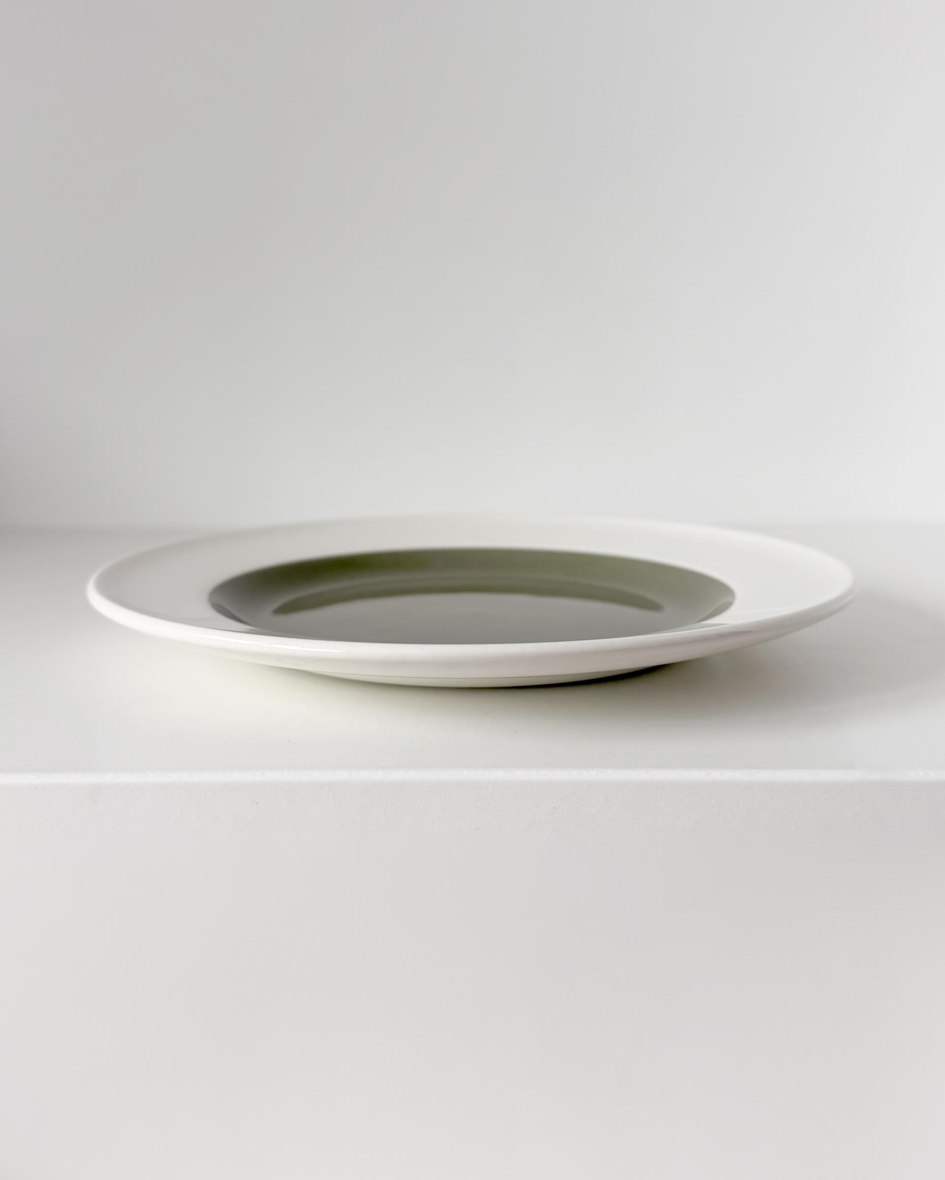 Vintage Wedgwood Moss Green Dessert Plate (165mm)