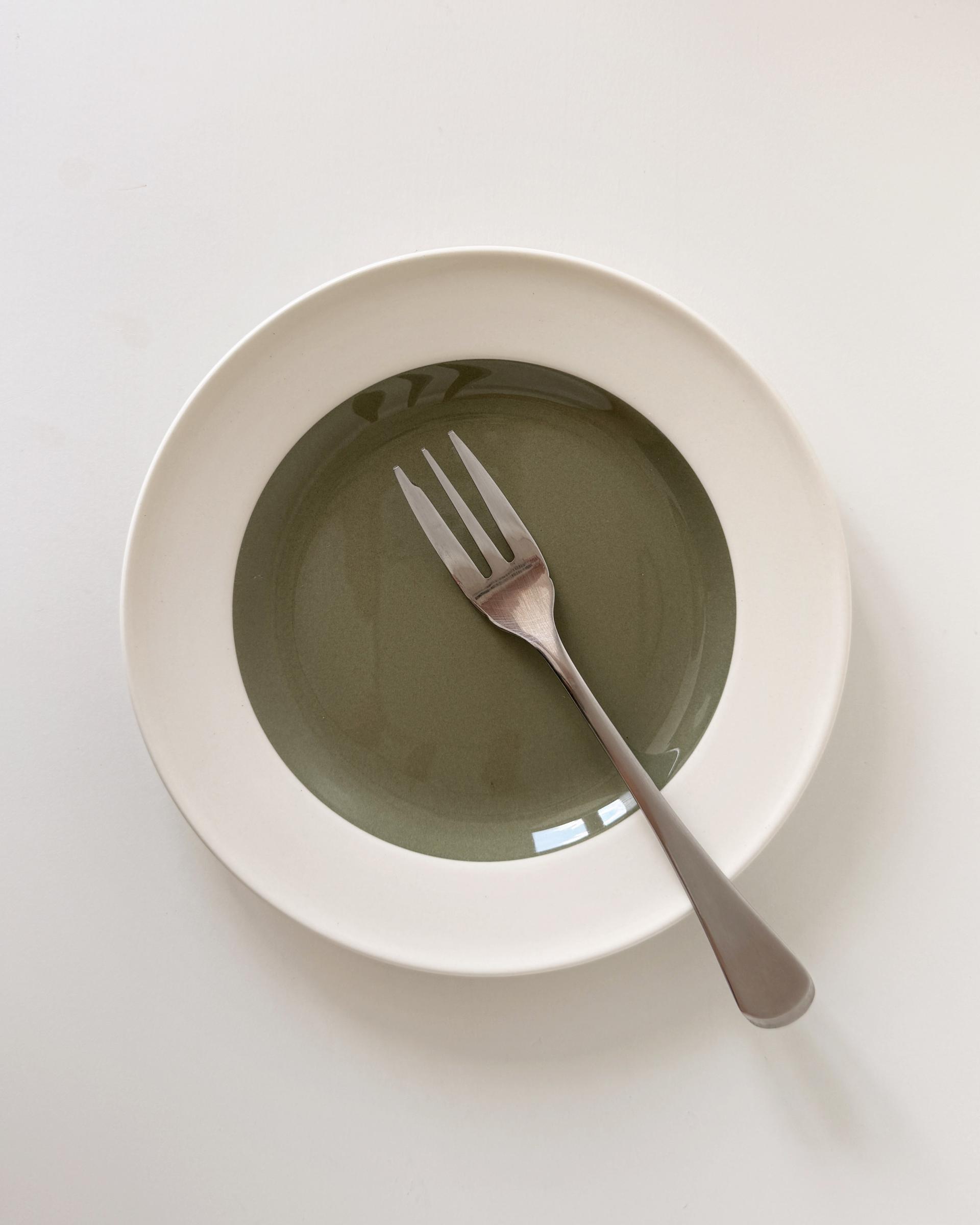Vintage Wedgwood Moss Green Dessert Plate (165mm)