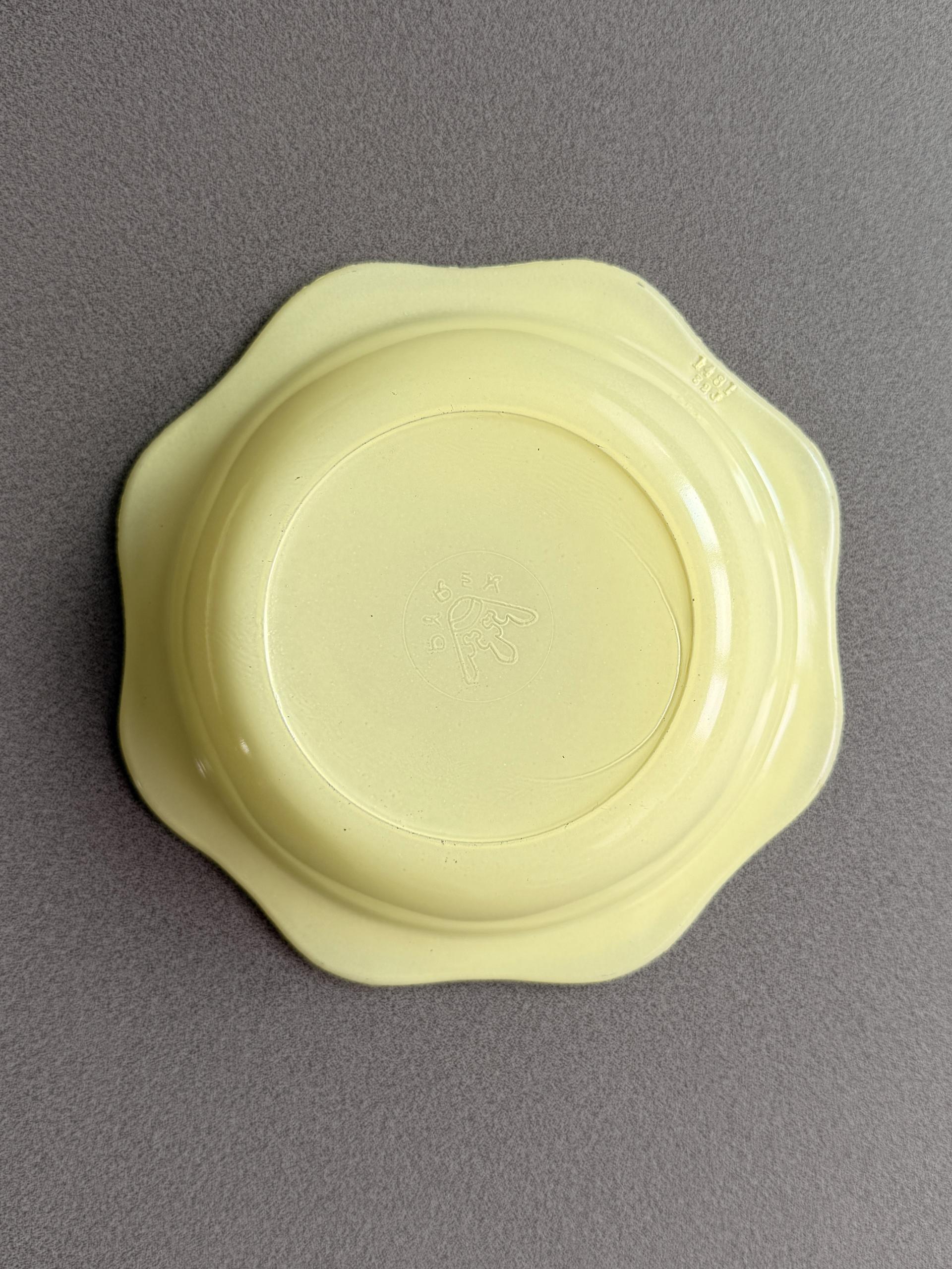 Vintage Pyrex Lemon Yellow Glass Bowl