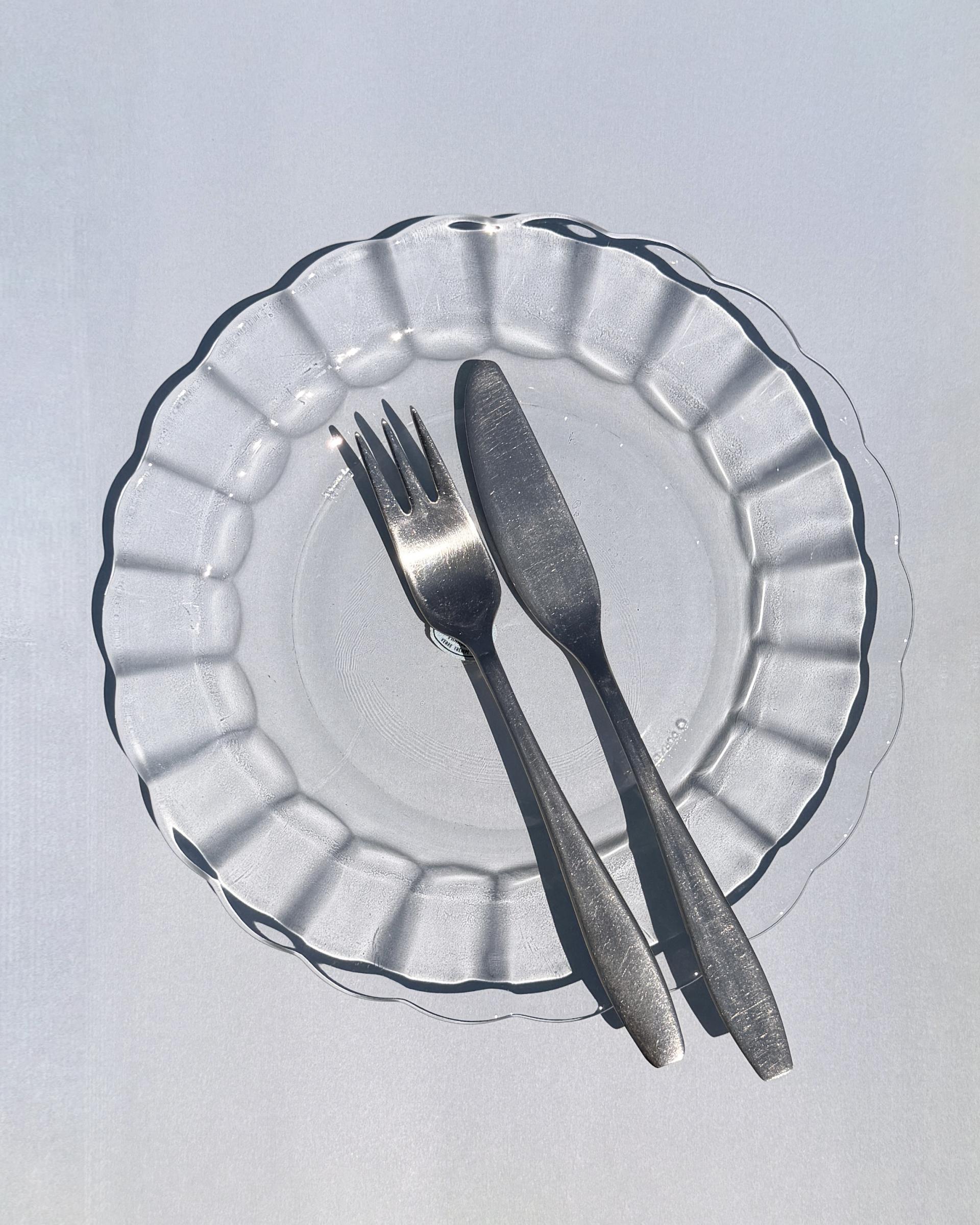 Vintage Duralex Daisy Shaped Glass Plate