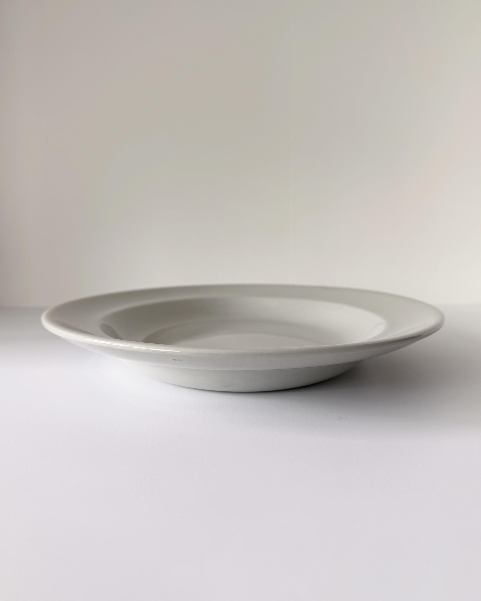 Vintage Wedgwood Windsor Grey Oval Plate (M)