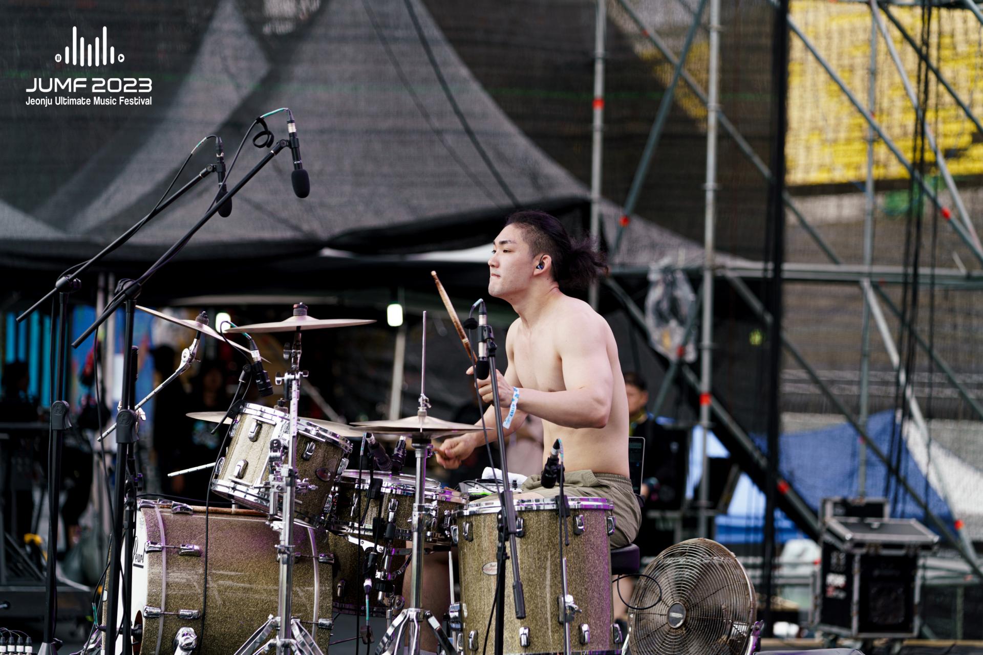 eaf3abc19818f.jpg