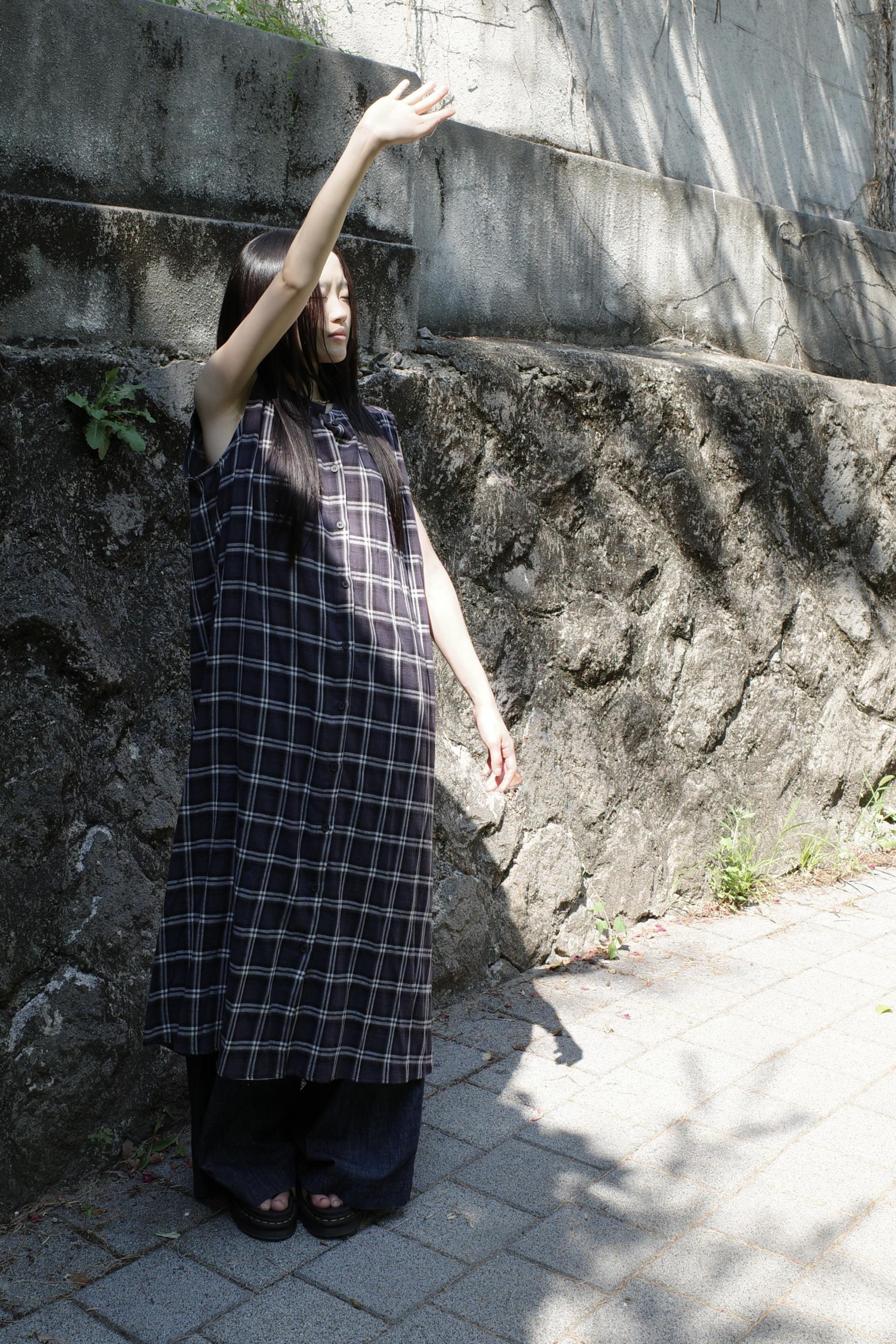 Check Sleeveless Dress / Beige