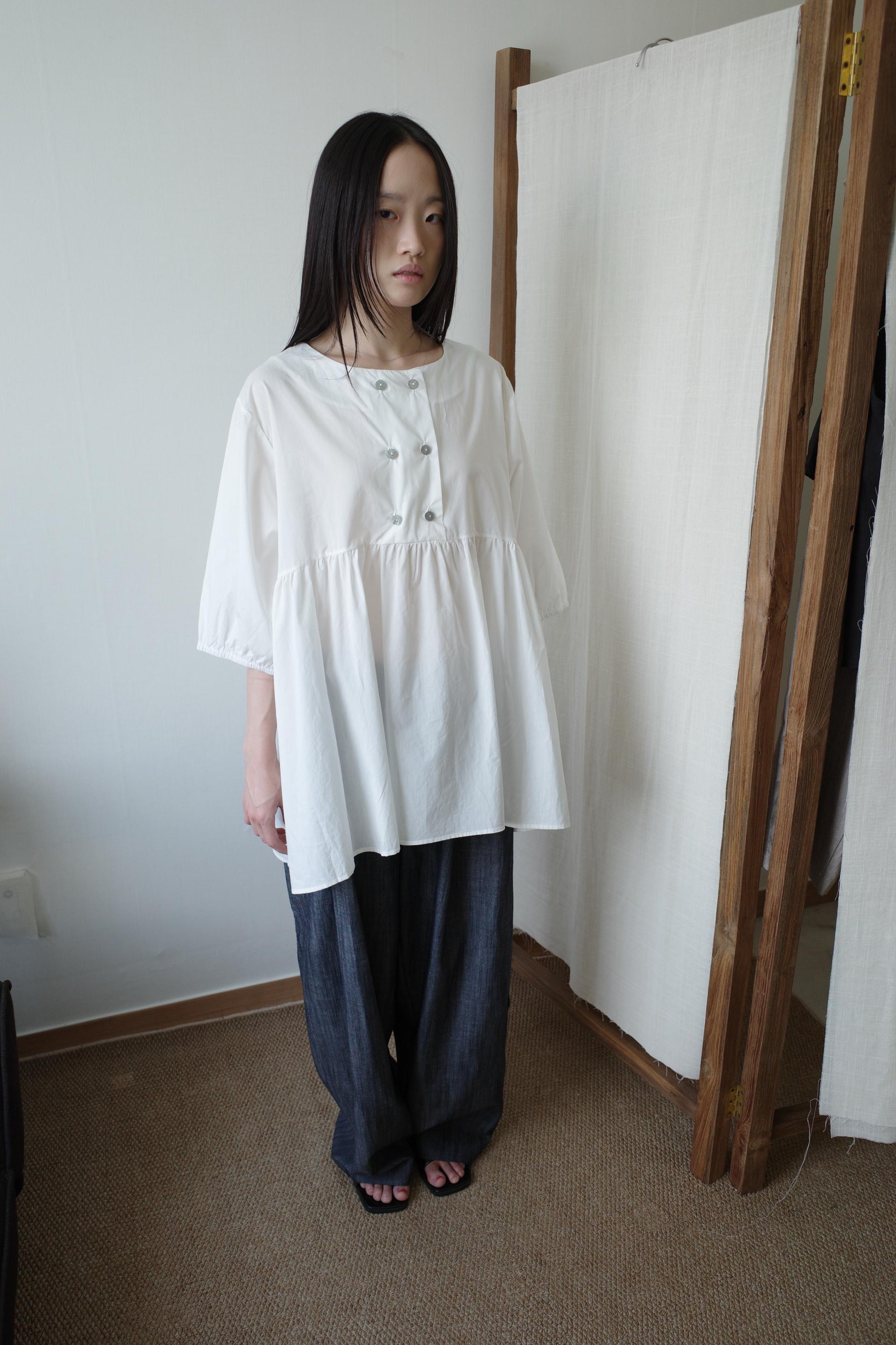 Summer Shirring Blouse / White