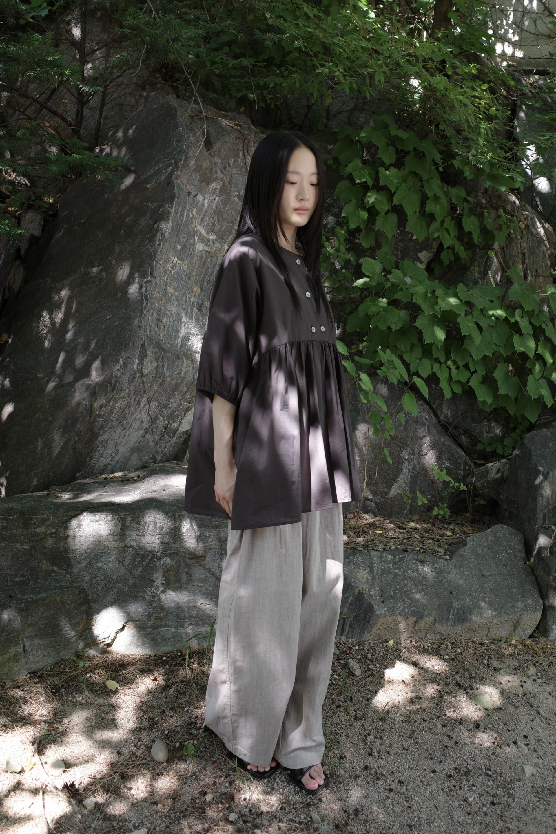 Double Pleat Wide Pants / Beige