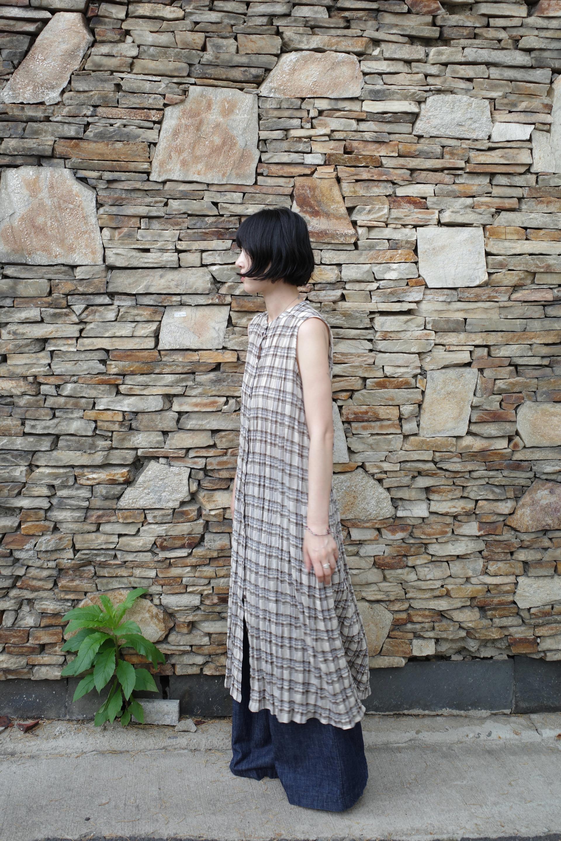 Check Sleeveless Dress / Beige