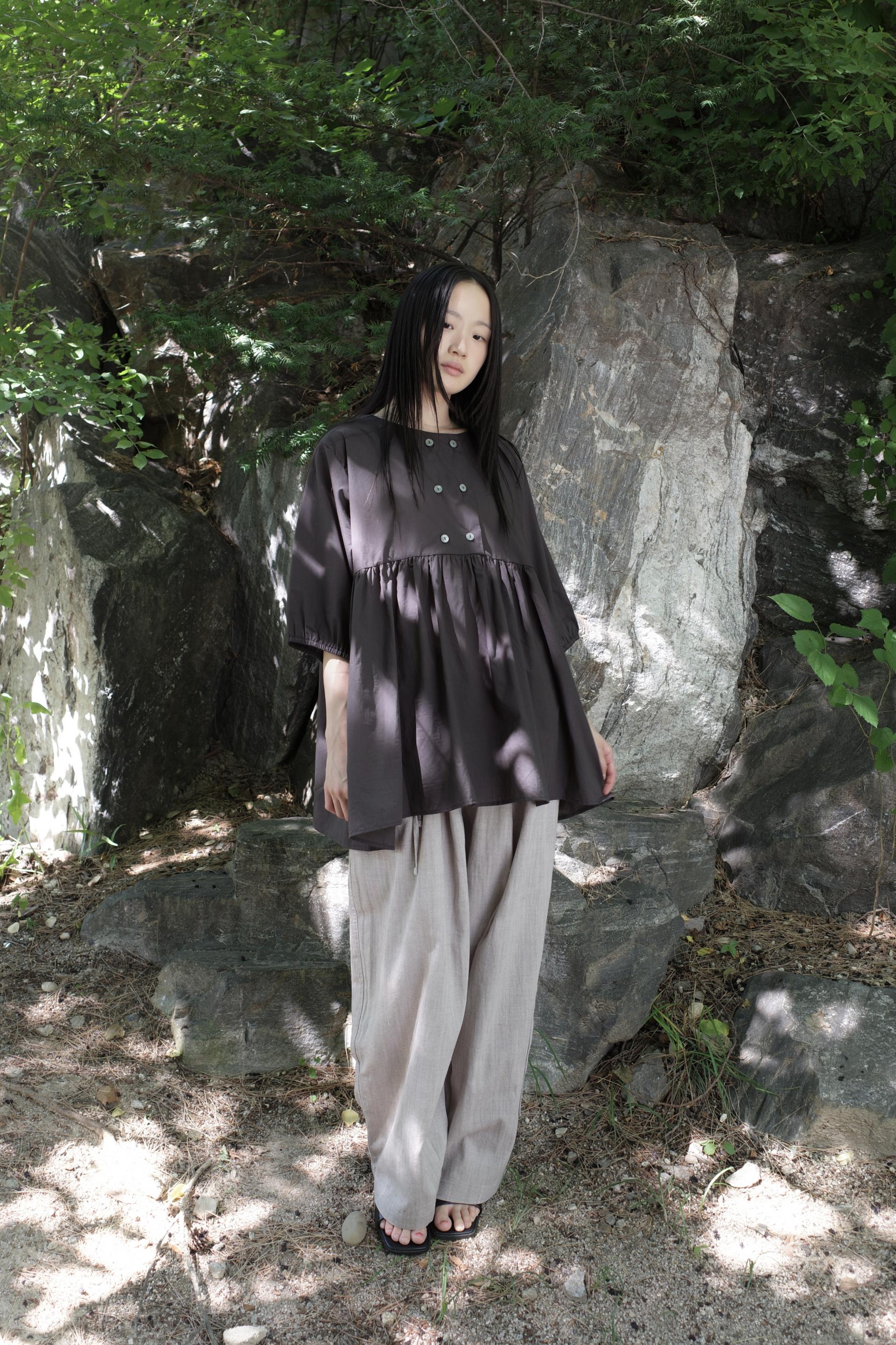 Double Pleat Wide Pants / Beige