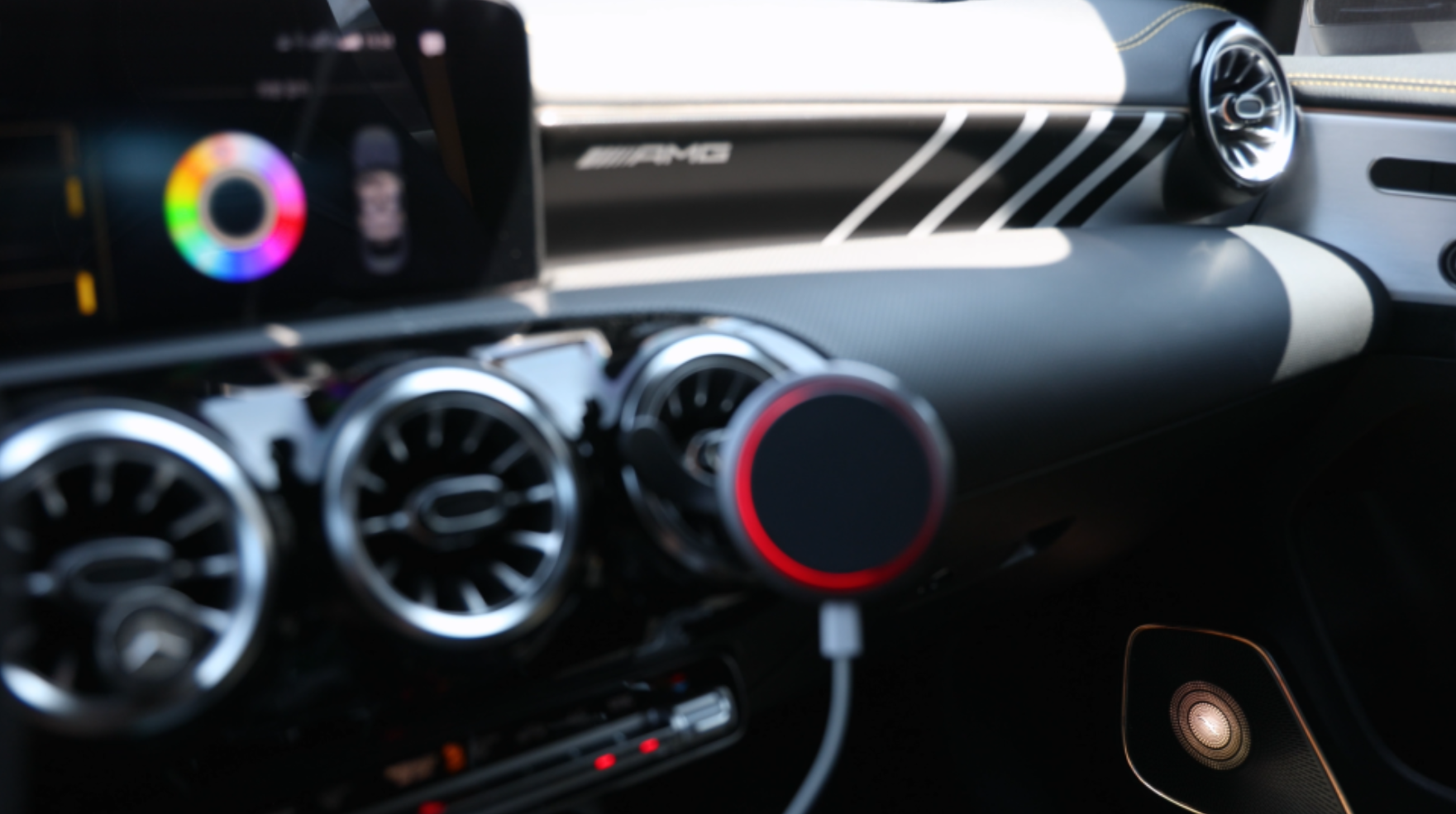 CLA45 AMG 미드레인지 부메스터 커버 컬러 변경 시연