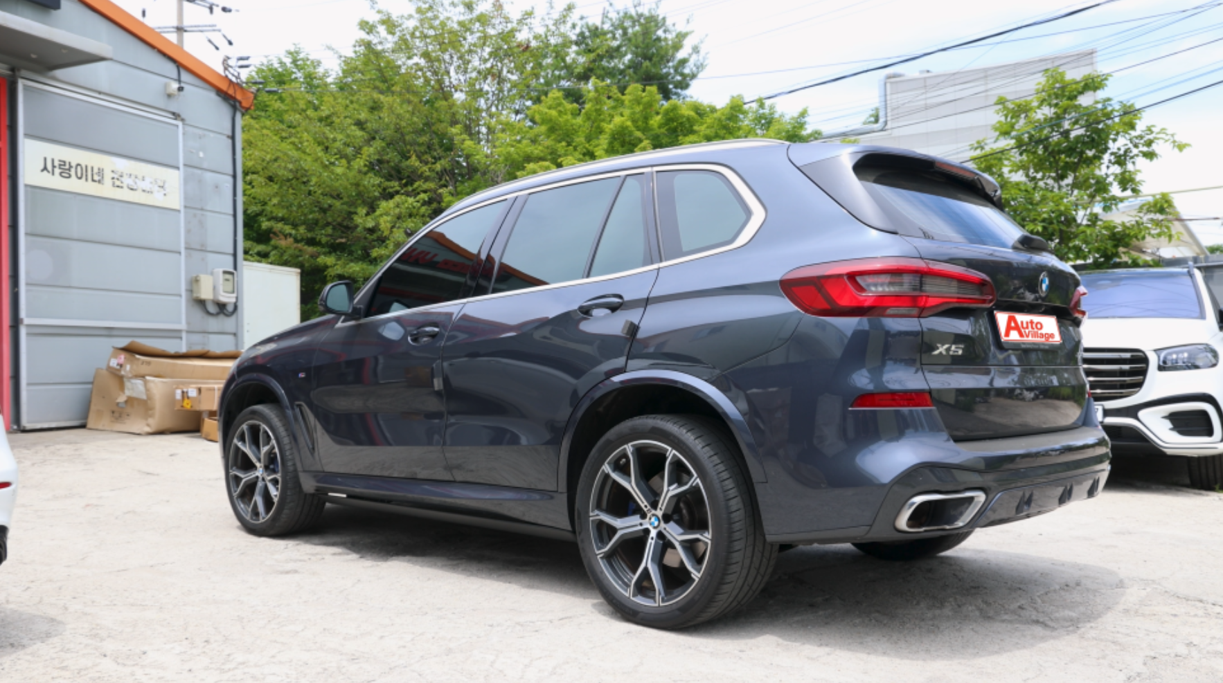 BMW X5 G05 운전석 장착 전경