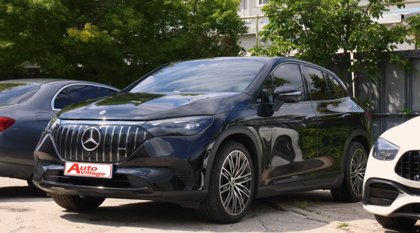 EQE SUV 작업 완료 전경