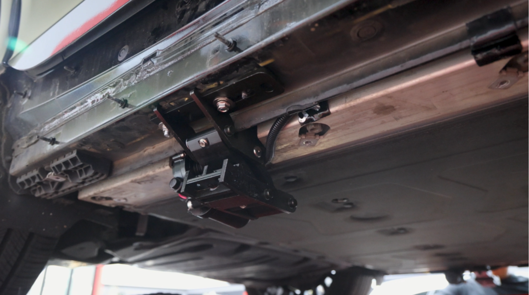 EQS SUV 스텝 모터