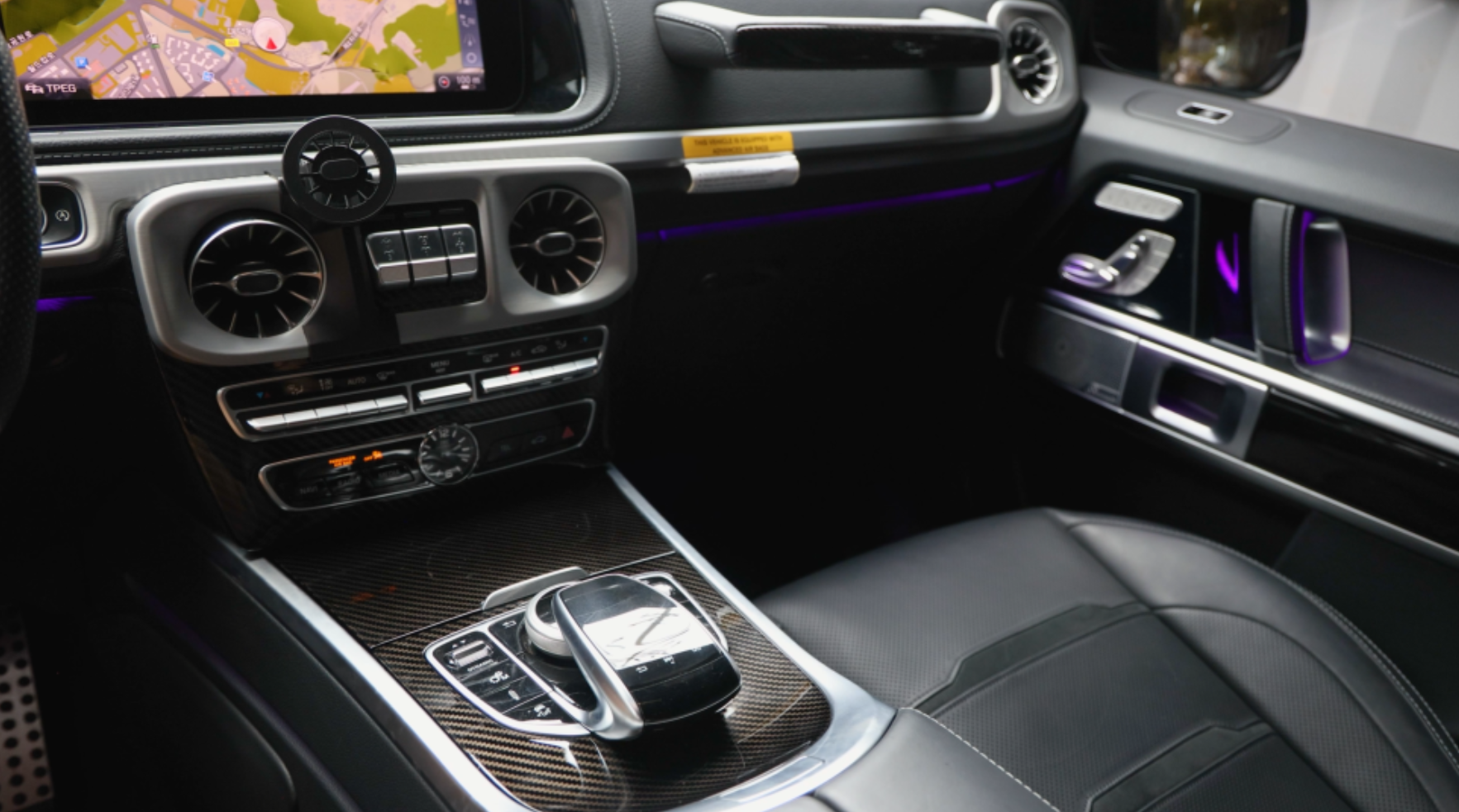 지바겐 수전사 카본 디자인