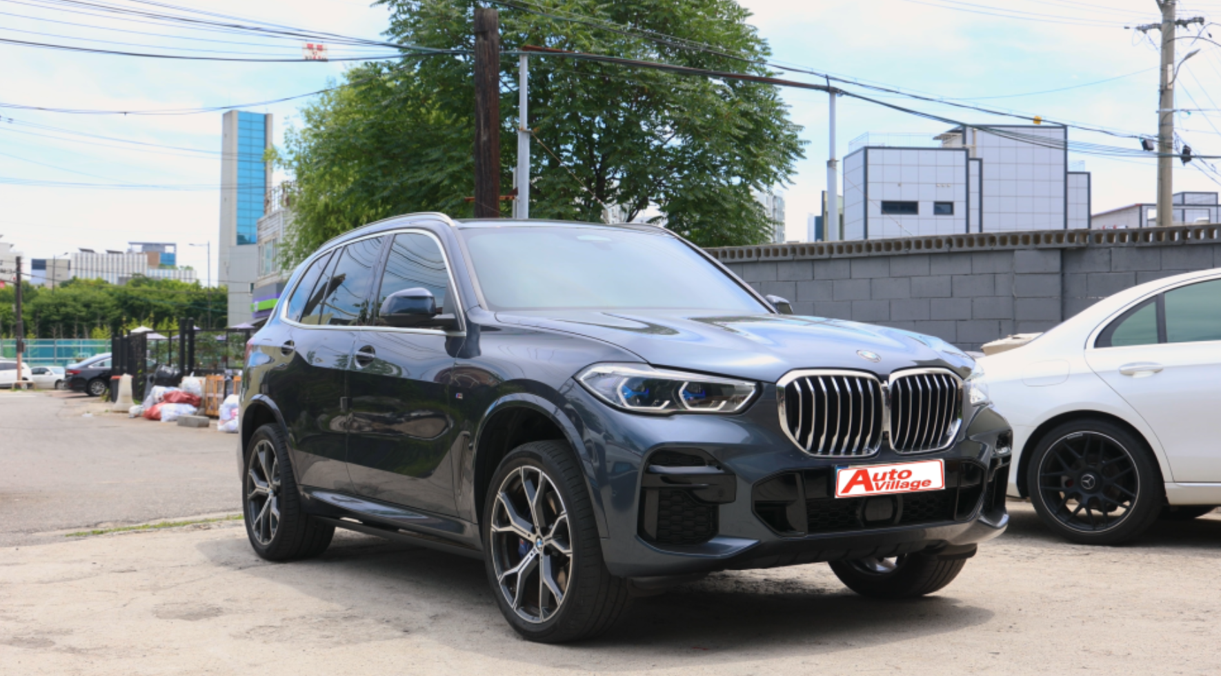 BMW X5 G05 전동 스텝 완료